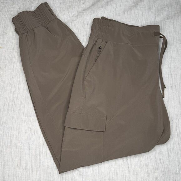 All in Motion Women's Active Cargo Joggers Size Large Beige - Picture 16 of 16